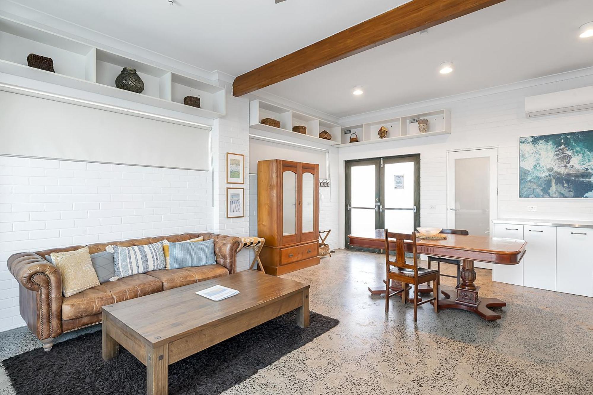 Upscale Cliffside Studio With Ocean Views North Bondi 悉尼 外观 照片